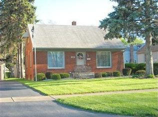 2826 Woodland St NE, Warren, OH