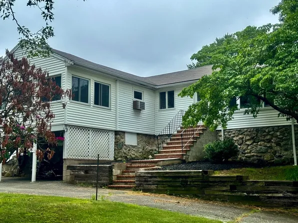 39 Cheever Rd, Malden, MA 02148