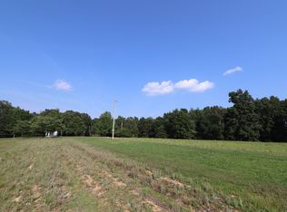 555 Tummins Rd, Mc Ewen, TN 37101