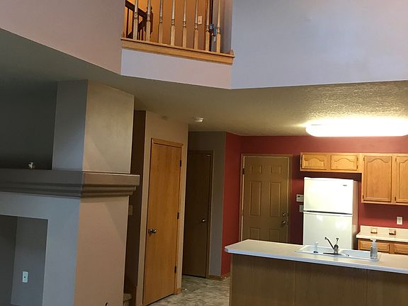 4th image of 2606 NW Heritage Ave