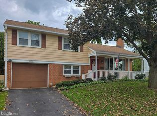 1975 Larch Ave, East Petersburg, PA 17520