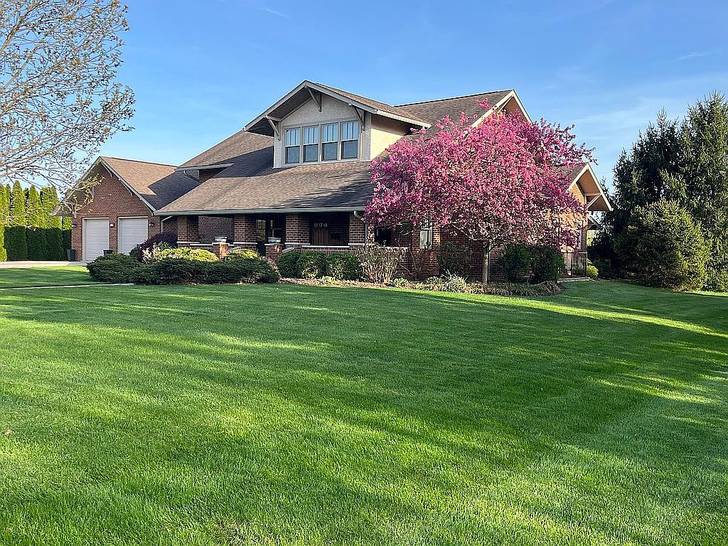 319 Main St E, Ashville, OH 43103 Zillow