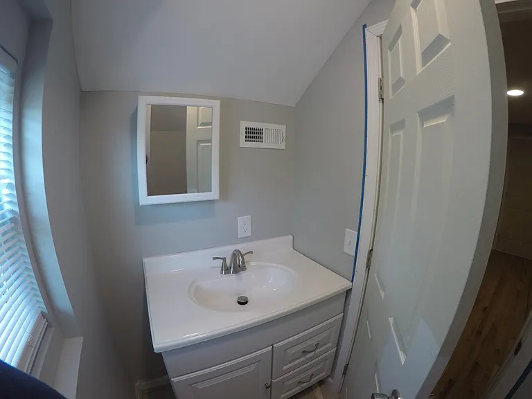 35 Frank St — Photo 10