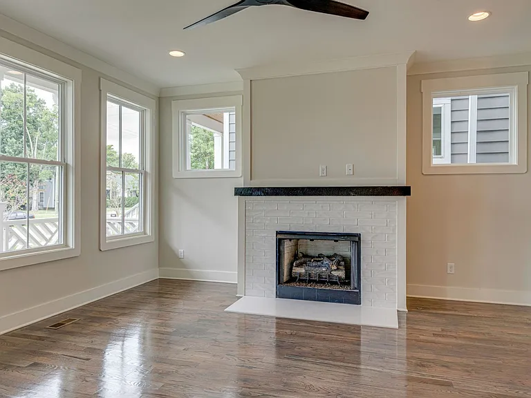 600B 45th Ave — Photo 6