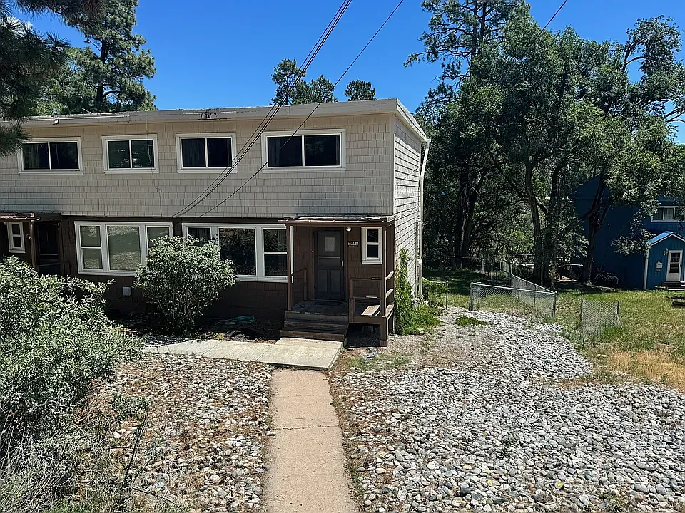 3974 Alabama Ave — Photo 2