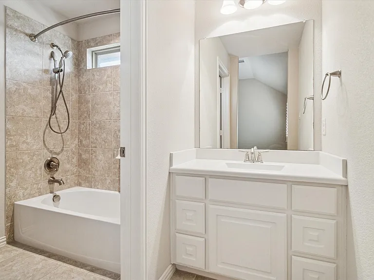 1618 Whirlaway Ct — Photo 20
