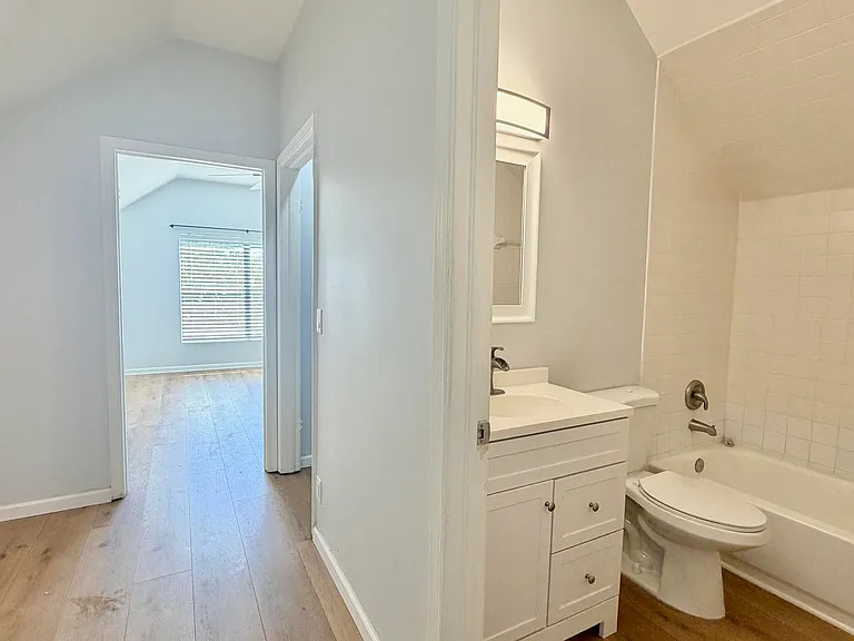 6048 Garrett St — Photo 33