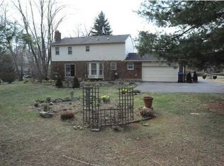 5122 Arrowshire Dr, La Grange, KY 40031