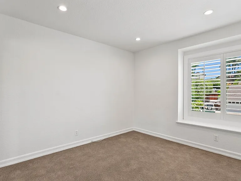 28501 El Sur — Photo 23