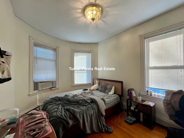 803 Parker St, Roxbury Crossing, MA