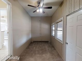 17217 Manzanita Dr, Fontana, CA 92335