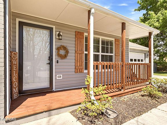 3rd image of 7701 Rymark Ct