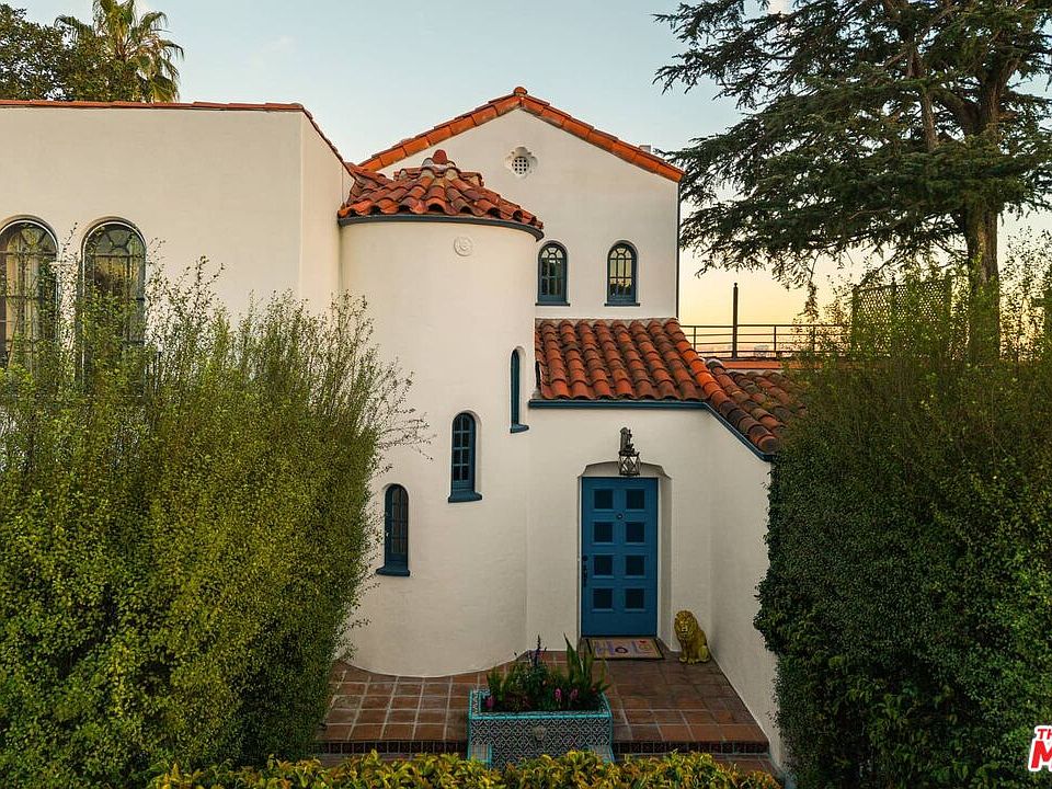1st image of 2041 Grace Ave