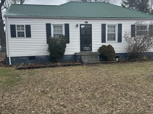 26 Central Ave, Tullahoma, TN 37388