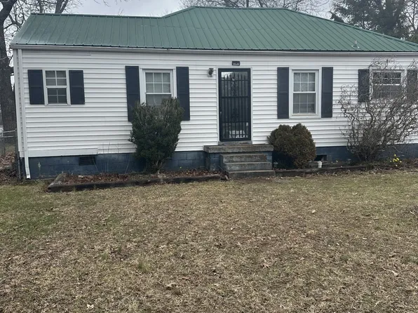 26 Central Ave, Tullahoma, TN 37388