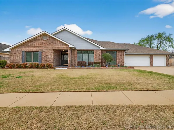 2733 Montrose Dr, Bartlesville, OK 74006