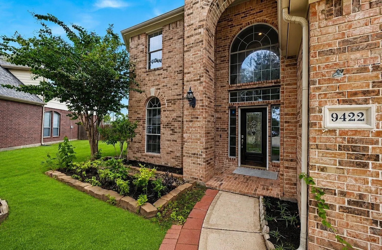 4 bed, 2964 sqft, $2,790 — Photo 3