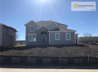 22123 W 96th Ter, Lenexa, KS 66220