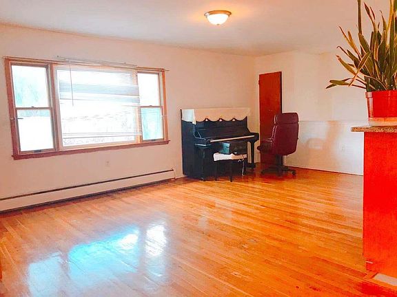 5th image of 5627 Fresh Meadow Ln