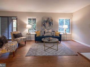 11580 Woodhollow Ct, Reston, VA 20191