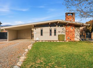 2520 Glenview Ave, Kamloops, BC V2B 4L4