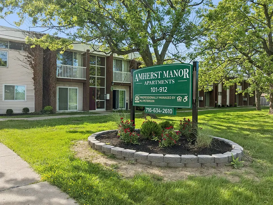 Amherst Manor Apartments