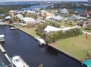 126 Montrose Dr, Fort Myers, FL 33919