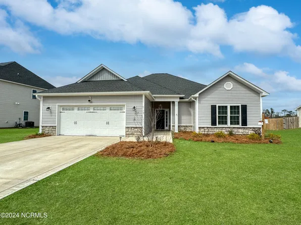 78 W Broughton Lane, Rocky Point, NC 28457