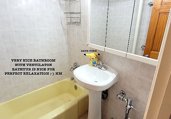 3rd image of 444 W 49th St APT 1A