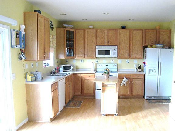 Kitchen with Laminate Flooring
