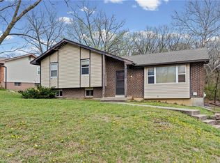 4819 N Revere Dr, Kansas City, MO 64151