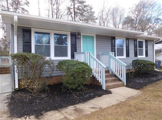 4118 Edgeware Rd, Winston Salem, NC 27106