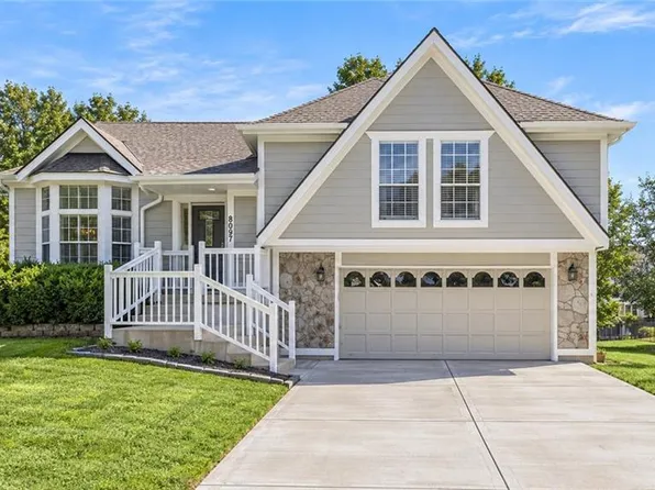 8007 W 148th Ter, Overland Park, KS 66223