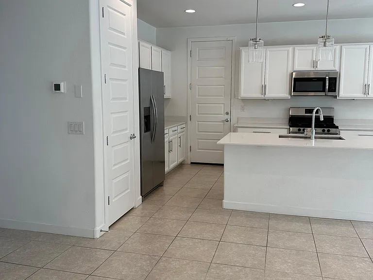 9913 E Tahoe Ave — Photo 5