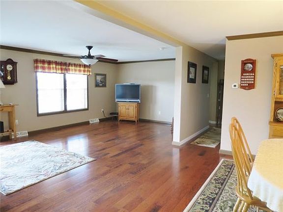 LIVING ROOM WITH HARDWOOD FLOORS