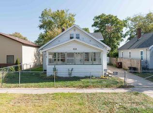 123 N Henrietta Ave, Rockford, IL 61101
