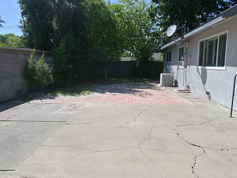 2360 53rd Ave — Photo 20