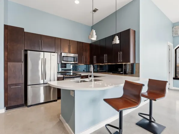 507 Sabine St APT 901, Austin, TX 78701