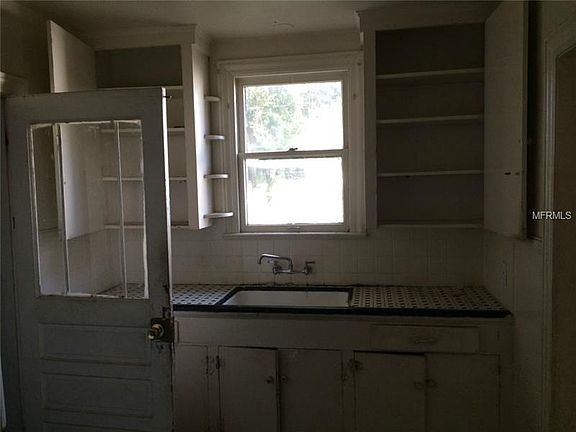 4th image of 781 16th Ave S