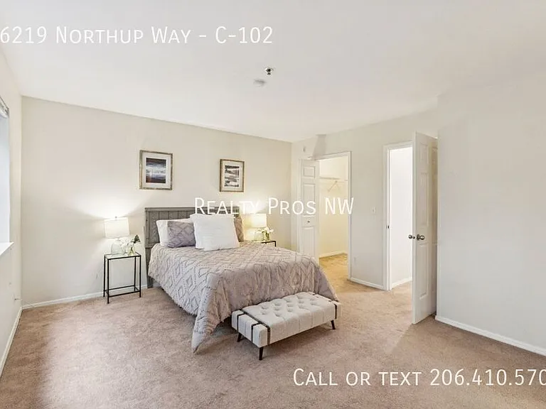 16219 Northup Way #C102 — Photo 26