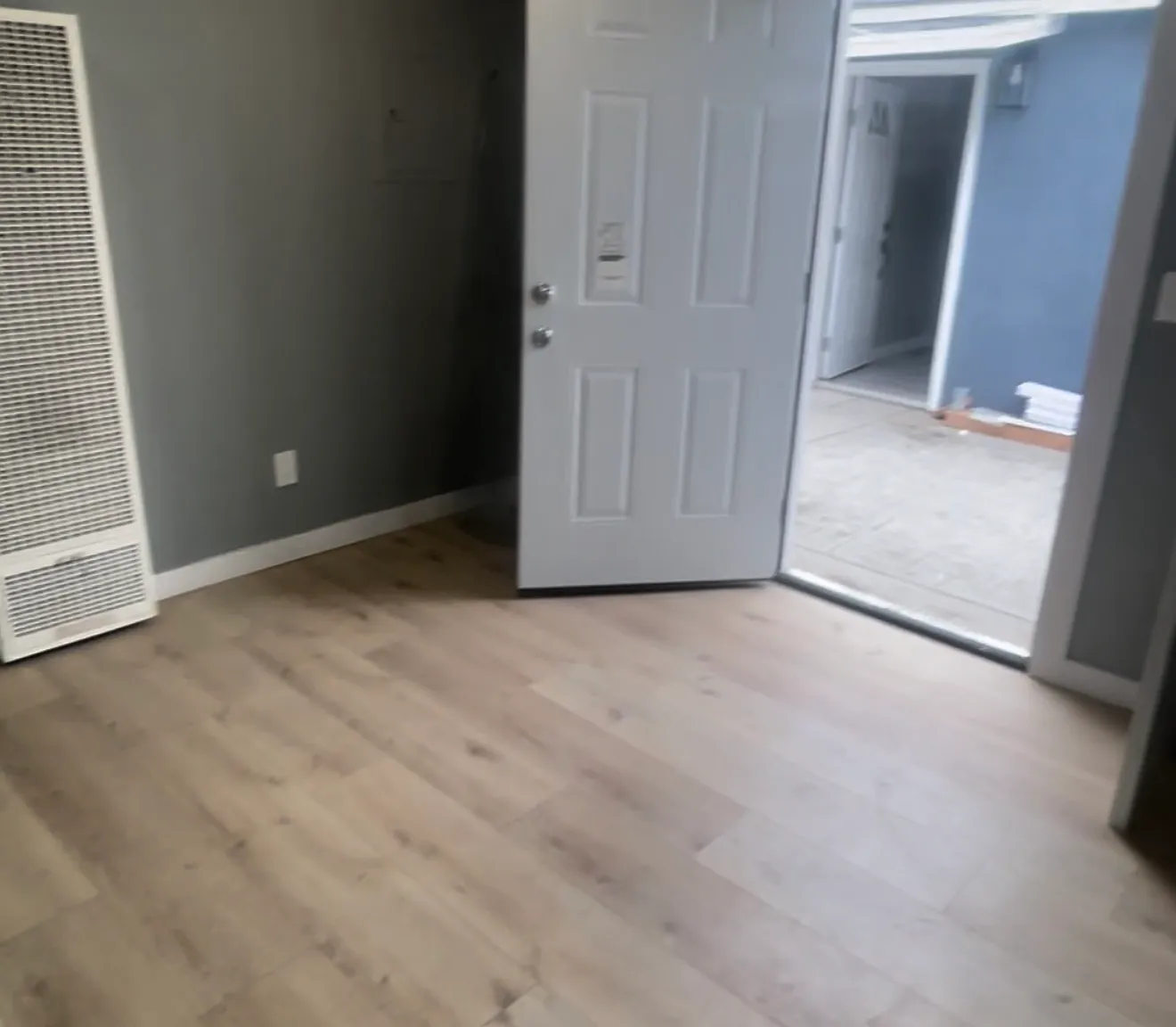 1 bed, 500 sqft, $2,100 — Photo 2