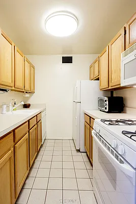 Sold by Town Residential | media 4