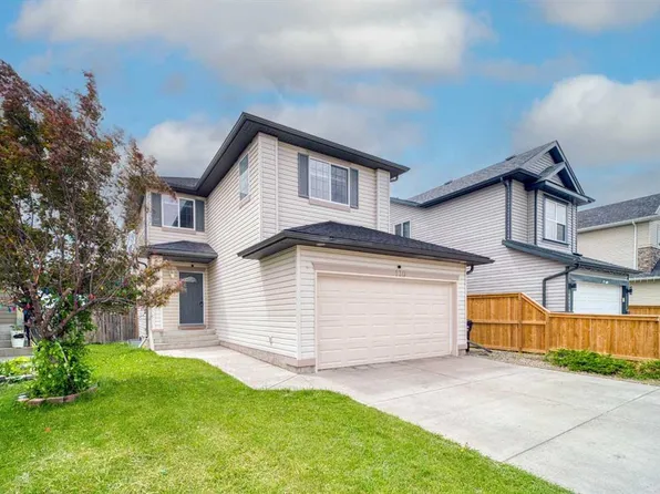 130 N Somerglen Way SW, Calgary, AB T2Y 4B2