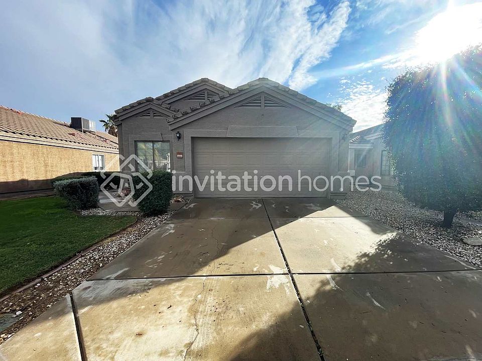 1st image of 13043 W Via Camille