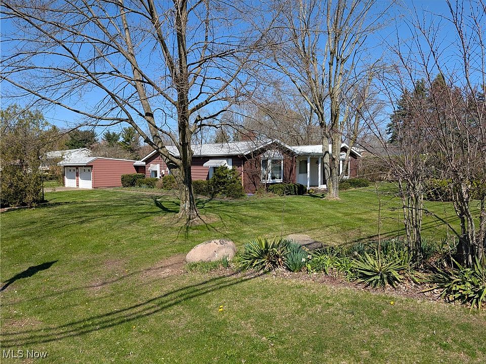 6871 Frank Ave NW, North Canton, OH 44720 | Zillow