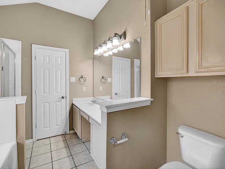 1105 Hidden Glade Dr — Photo 13