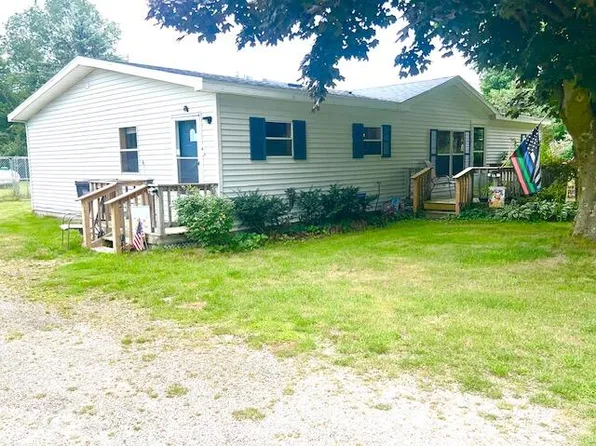 3590 N Hill N Dale Dr, Hart, MI 49420