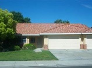 341 Stonewood Dr, Los Banos, CA 93635