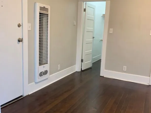 32 Orange Ave, Long Beach, CA