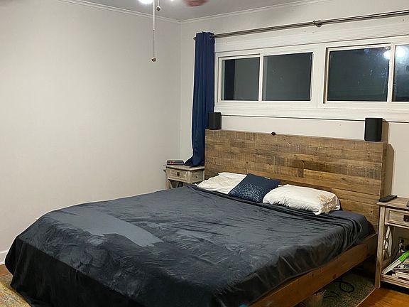 5th image of 332 Indian Dr